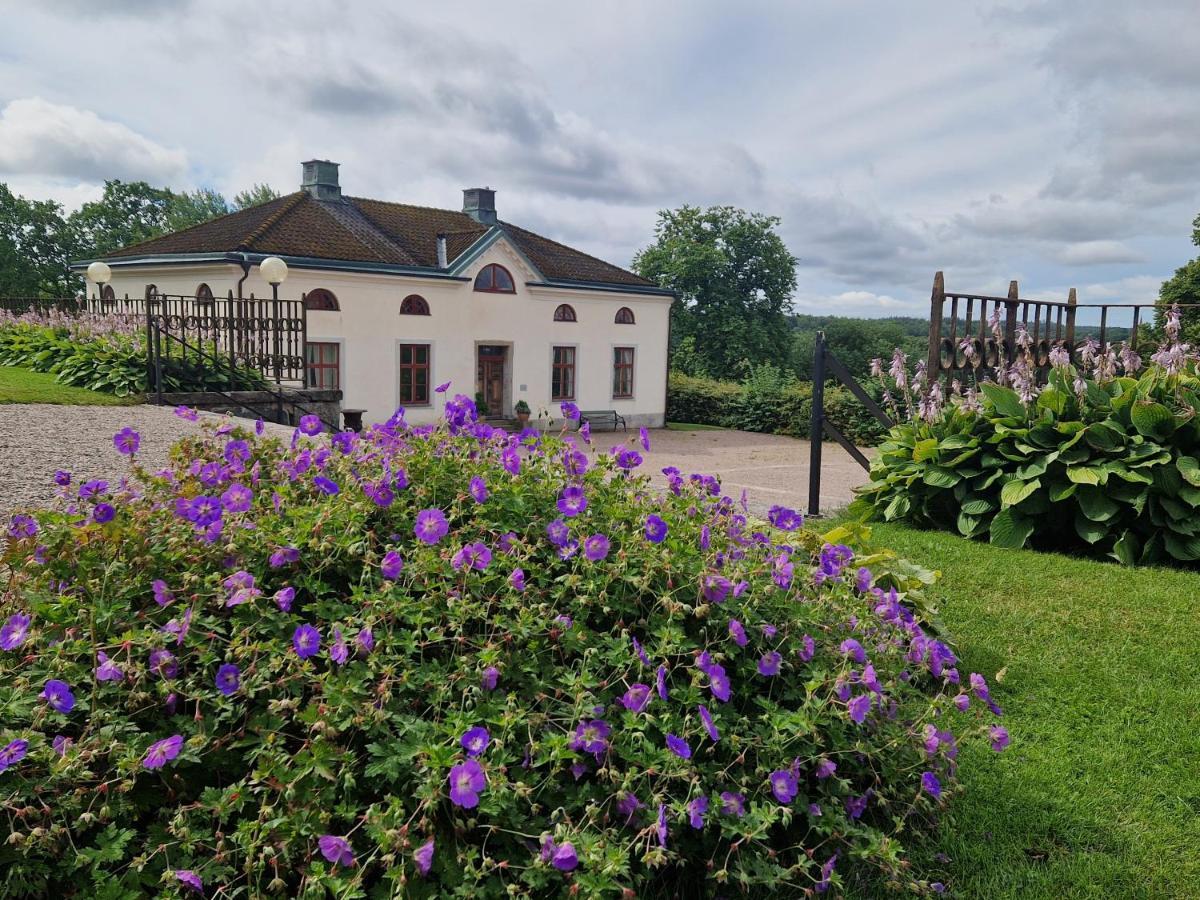 Naeaes Slott Casa de hóspedes Floda  Exterior foto